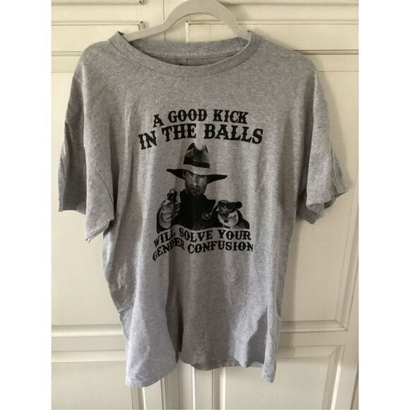 Clint Eastwood T Shirt A good Kick In The Balls Will Solve Your Gender Confusion - Picture 1 of 5